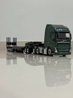 Miniatura Volvo FH com Carreta Prancha 7 Eixos (Escala 1/24)(Controle Remoto)