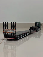Miniatura Volvo FH com Carreta Prancha 7 Eixos (Escala 1/24)(Controle Remoto)