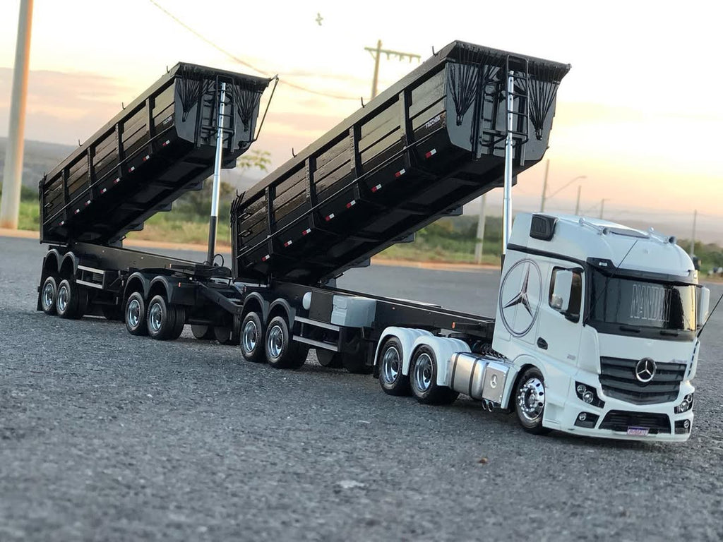 Miniatura Mercedes-Benz Arocs 3363 6x4 ClassicSpace com Rodotrem Basculante - Escala 1/24 (Controle Remoto)