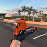 Miniatura Volvo FH 540 Globetrotter - Escala 1/24 (Controle Remoto)
