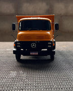 Miniatura Mercedes-Benz 1113 Basculante Laranja – Escala 1/24 (Controle Remoto)