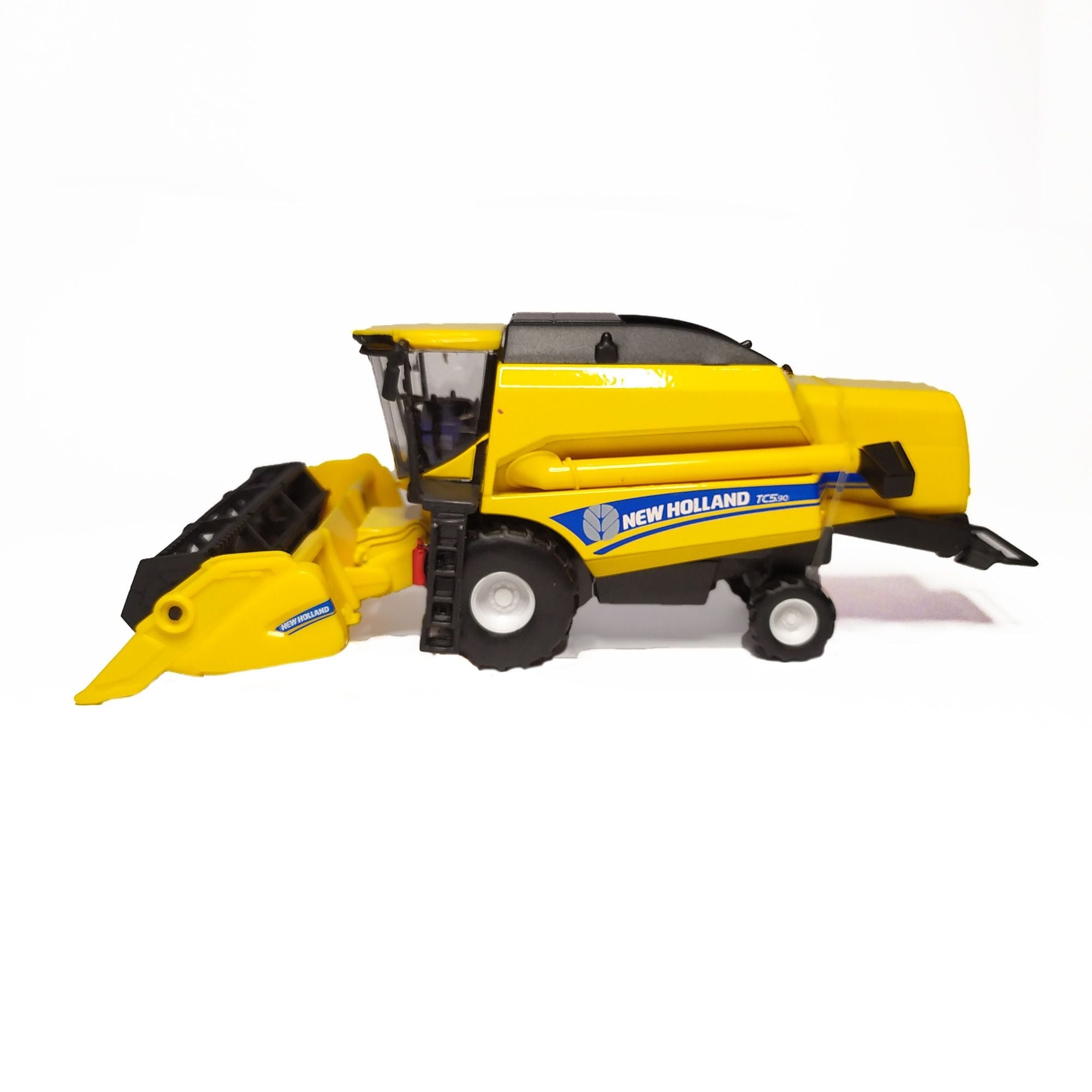 Colheitadeira New Holland TC5.90 (1/32)